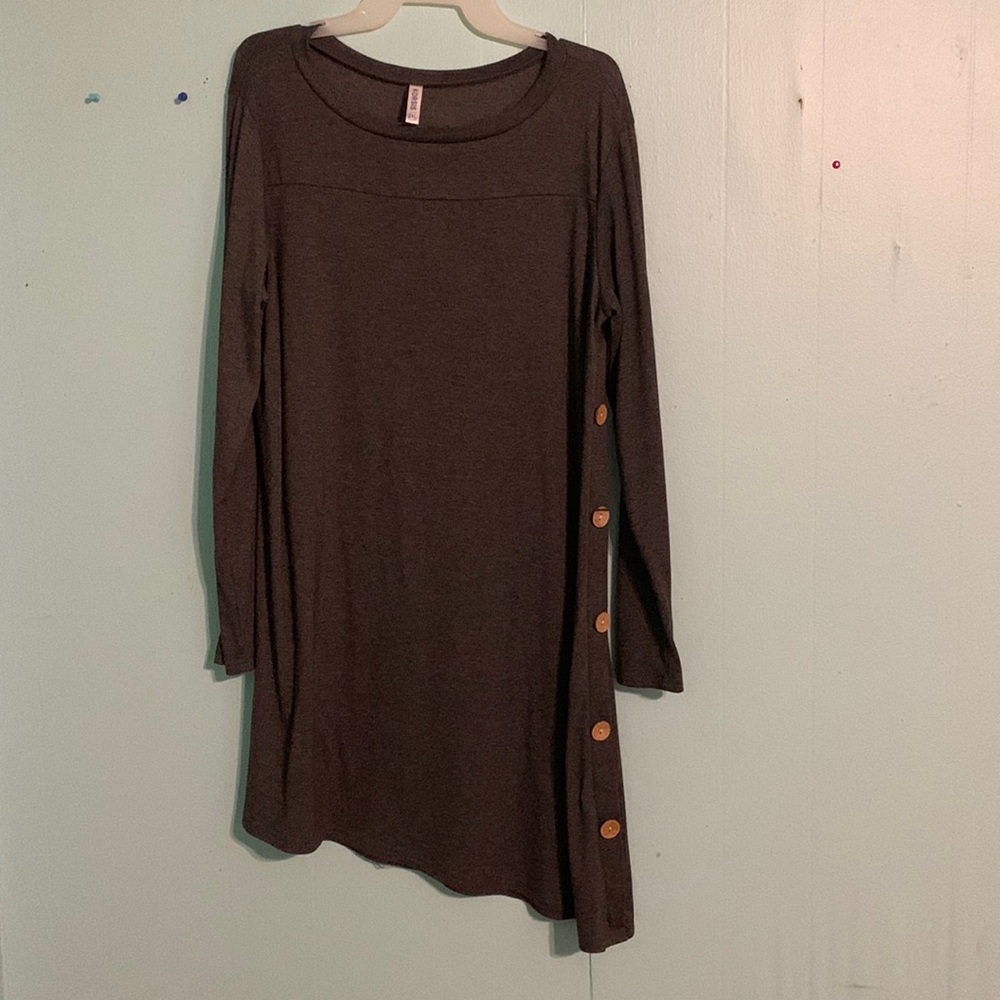 Gray long sleeve dress w/ buttons